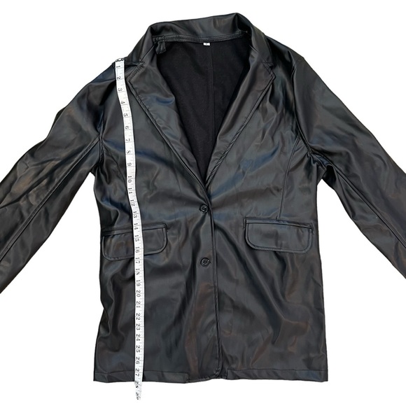 NWOT Black Faux Leather Jacket, Women’s Large - Picture 7 of 11